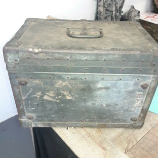 Vintage Military Foot Locker Trunk Chest Army Green 10x 15x 10.  5 " Wood Box Wwii